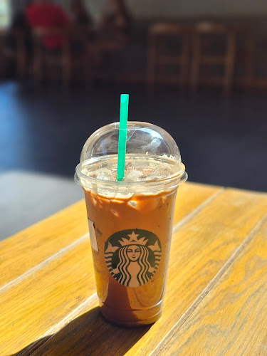 Opinii despre Starbucks Juru R&R DT în Perai - Gastronomi dan perhotelan