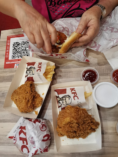 Opinii despre KFC AEON Melaka în Melaka - Gastronomi dan perhotelan