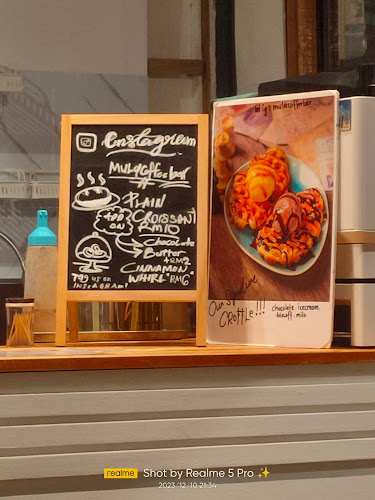 Comentarii opinii despre Mula Coffee Bar by KICKSTART