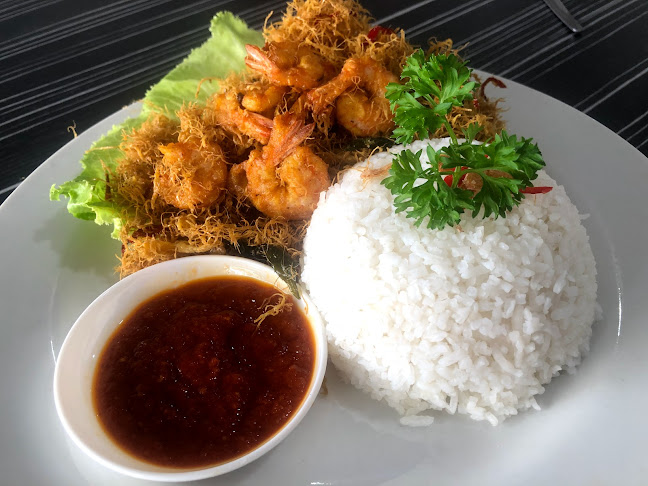 FAMOUS BAZAAR - Gastronomi dan perhotelan