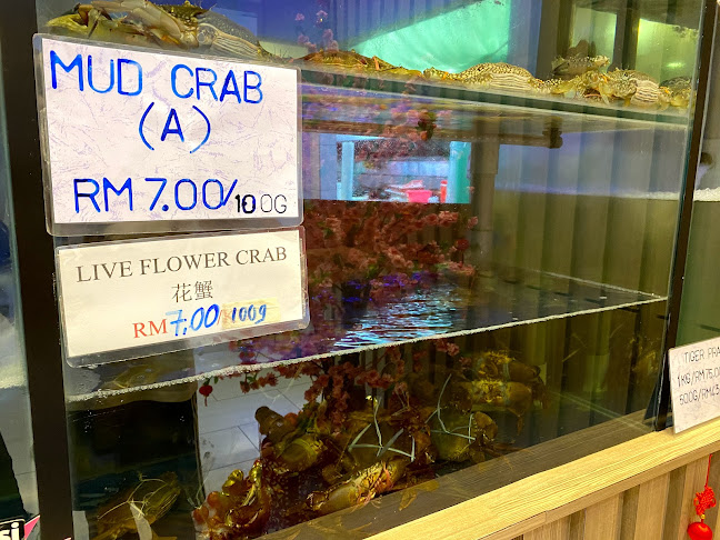 New Gaya Seafood Restaurant - Gastronomi dan perhotelan