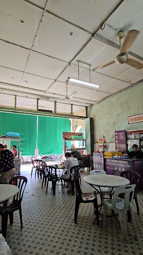 Comentarii opinii despre Kedai Kopi Sin Yoon Loong