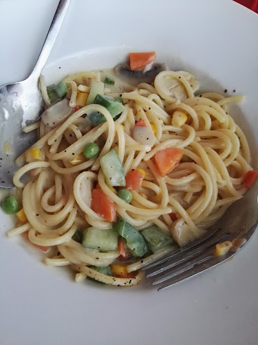 Opinii despre Teak cafe în Batu Pahat - Gastronomi dan perhotelan