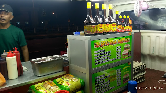 MUAZSS BURGER - NUSA DUTA