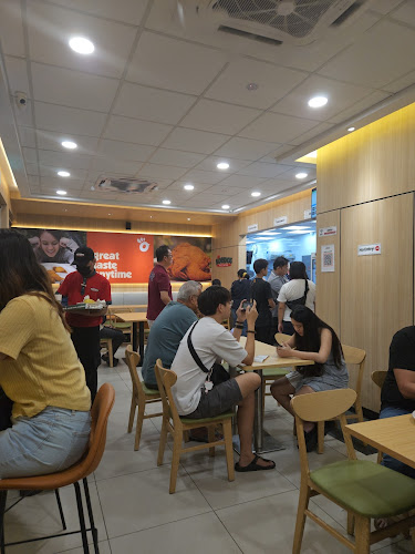 Opinii despre Borenos Fried Chicken (Penampang) în Kota Kinabalu - Gastronomi dan perhotelan
