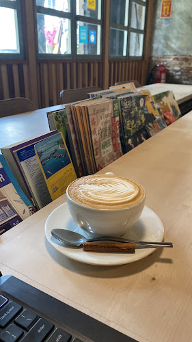 35, Jalan Sultan Iskandar, 30000 Ipoh, Perak