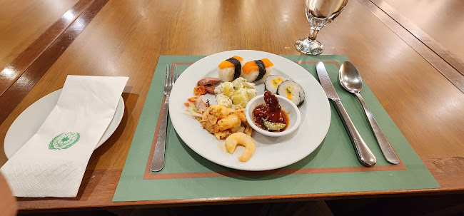 Evergarden Restaurant (Evergreen Hotel) - Gastronomi dan perhotelan