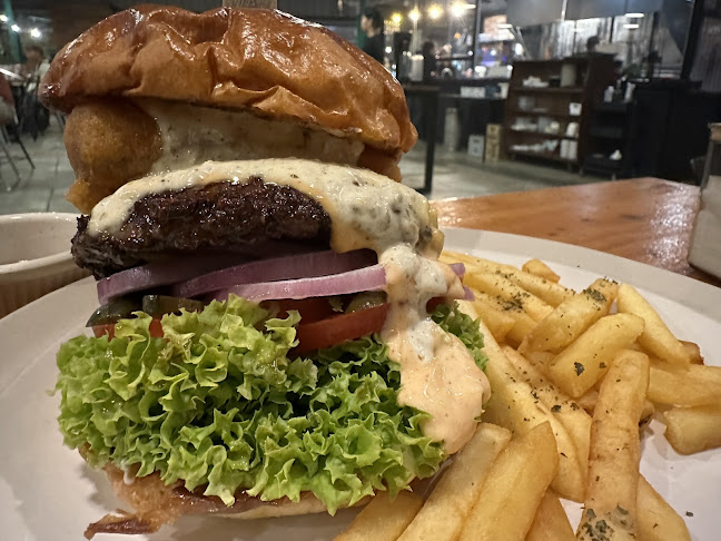 Fika Farmhouse - Gastronomi dan perhotelan