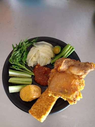 Comentarii opinii despre Nurmala Sari Restoran