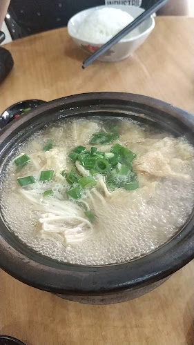 勝記肉骨茶 - Gastronomi dan perhotelan