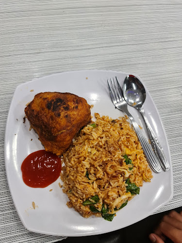 Opinii despre Restoran Ikhwan în Kuantan - Gastronomi dan perhotelan