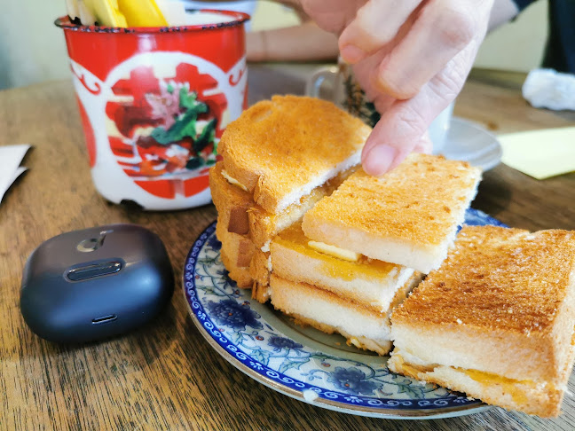 46 (Ground Floor, Jalan Foo Eng Lin, Taman Hoover, 31650 Ipoh, Perak