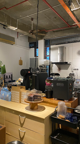 Jilid Enam - Gastronomi dan perhotelan