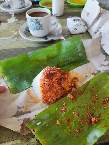 Comentarii opinii despre 港口咖啡店/亚安面档