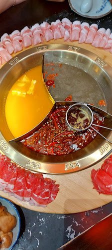 ErShiXiong Hotpot Restaurant 二师兄火锅客栈 - Kota Kinabalu