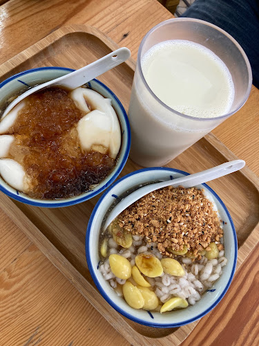 Comentarii opinii despre Kedai Soya Tau Fu Fah Big Mom