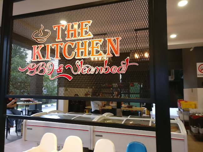 Comentarii opinii despre The Kitchen BBQ & Steamboat Sibu