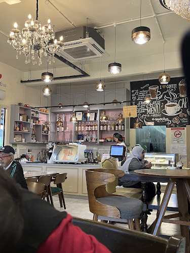 Ziq Bakery & Cake - Gastronomi dan perhotelan