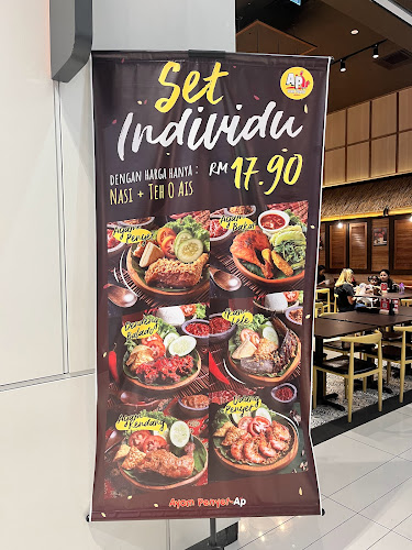 Lot LG.17, Nu Sentral, Jalan Tun Sambanthan, Brickfields, 50470 Kuala Lumpur, Wilayah Persekutuan Kuala Lumpur