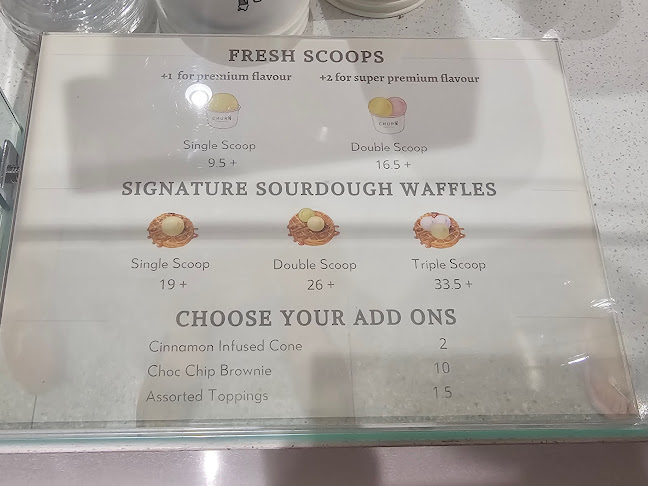 Opinii despre Churn Ice Cream, Damansara Uptown în Petaling Jaya - Gastronomi dan perhotelan