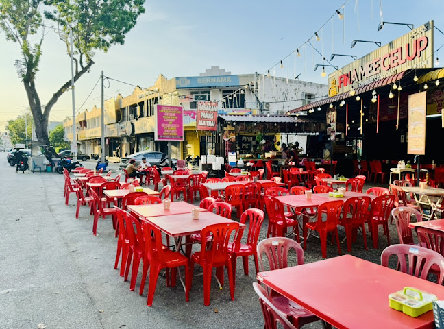 FINA MEE CELUP (SYAFIRA SEAFOOD)