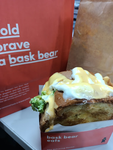 Opinii despre Bask Bear Coffee Satok Kuching în Kuching - Gastronomi dan perhotelan