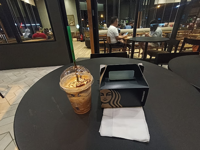 Opinii despre Starbucks Iramanis în Kota Kinabalu - Gastronomi dan perhotelan