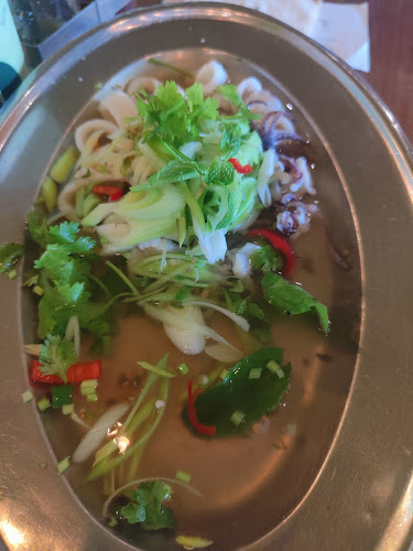 Comentarii opinii despre Mr. Tuk Tuk @ Starling Mall (Last call 9:30pm)