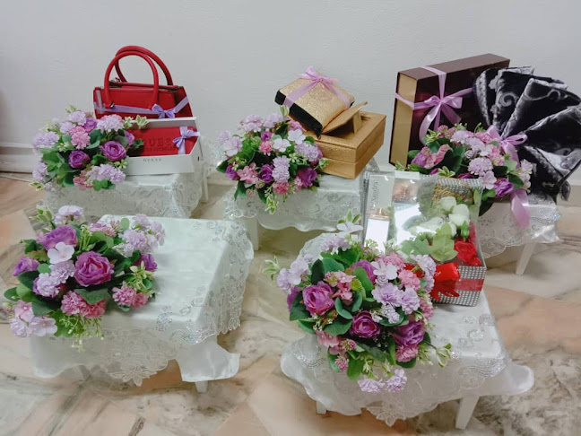 Comentarii opinii despre WAHILA CAKE AND BOUQUET