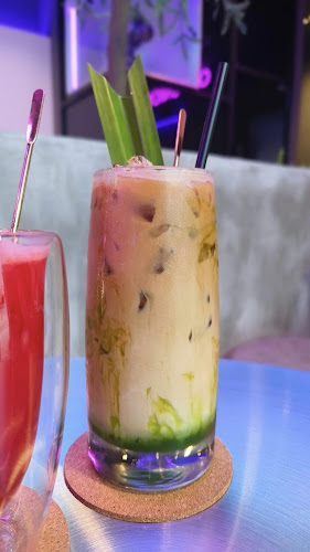 OUR Cafe - Gastronomi dan perhotelan