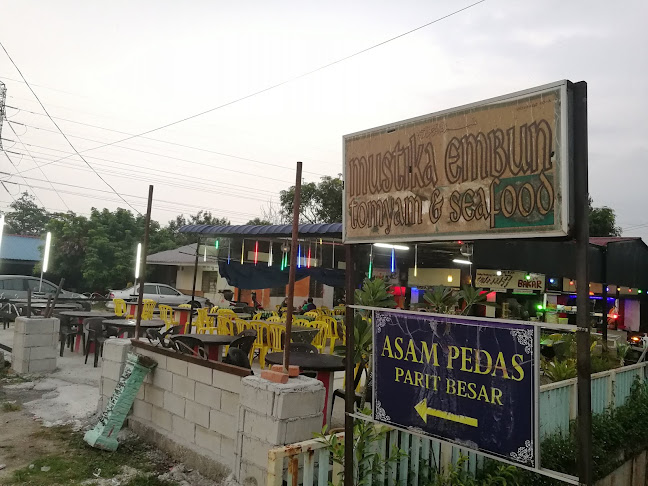 Mustika Embun Tomyam & Seafood - Batu Pahat