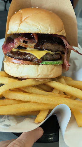 Opinii despre Burger Bandit Eco Botanic în Iskandar Puteri - Gastronomi dan perhotelan