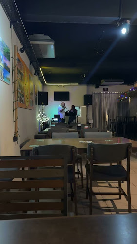 Comentarii opinii despre KANDY RESTOBAR