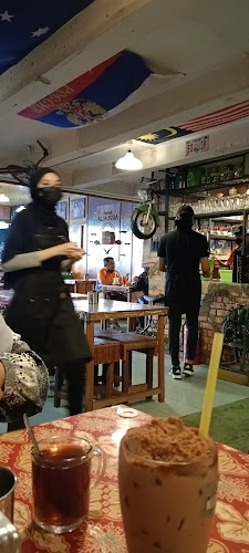 Intan's Oven Bakery & Cafe - Gastronomi dan perhotelan