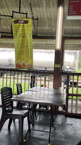 Opinii despre Nasi Ayam Railway în Batu Gajah - Gastronomi dan perhotelan