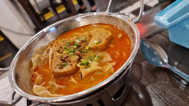 Kang Bee Hong 慷美峰 (Eco Botanic) - Gastronomi dan perhotelan