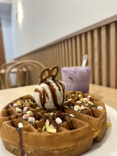 Feel’in Coffee Bar - Gastronomi dan perhotelan