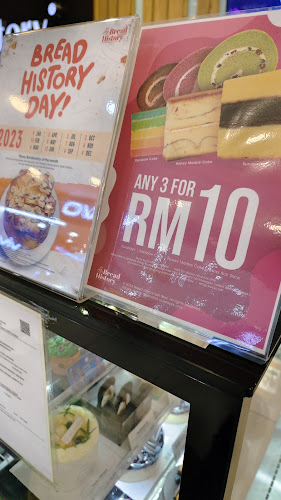 Bread History (Central Square) - Gastronomi dan perhotelan