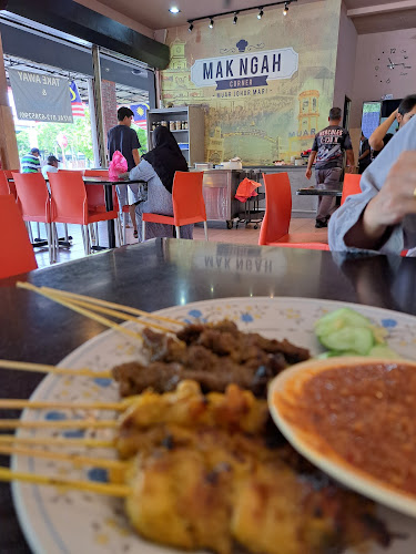 Mak Ngah Corner - Gastronomi dan perhotelan