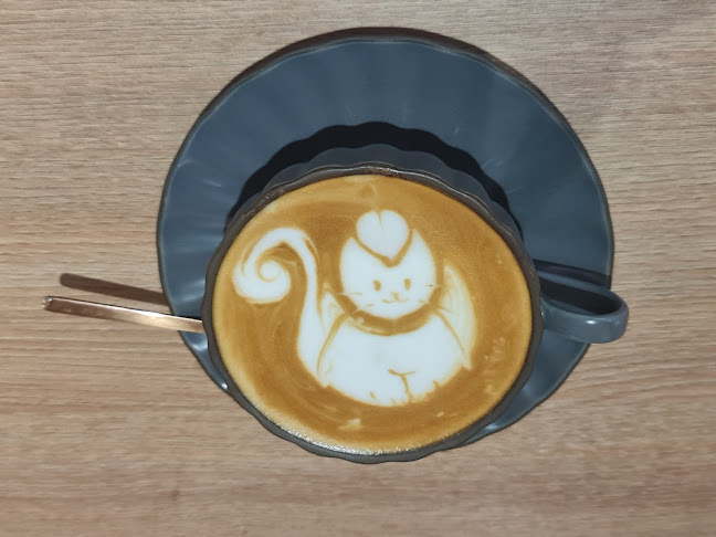 Lot 20, First Floor (Corner Unit Lorong Damai Point, Jalan Damai, Luyang Commercial Centre, 88300 Kota Kinabalu, Sabah