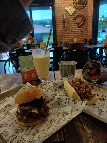 Comentarii opinii despre Mean Mince