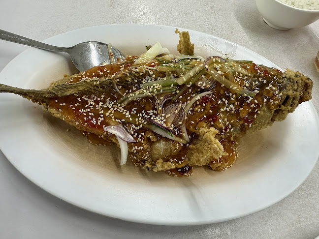 Opinii despre Restoran Makanan Laut Hong Fu în Sibu - Gastronomi dan perhotelan