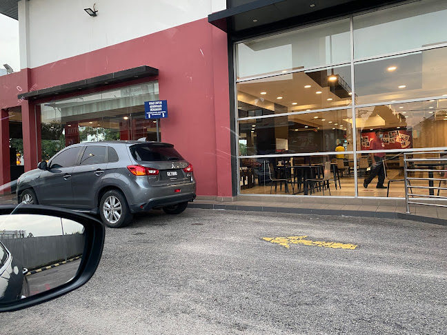 KFC Taman Perling DT