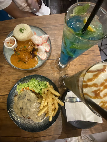 Comentarii opinii despre Double Knott Cafe