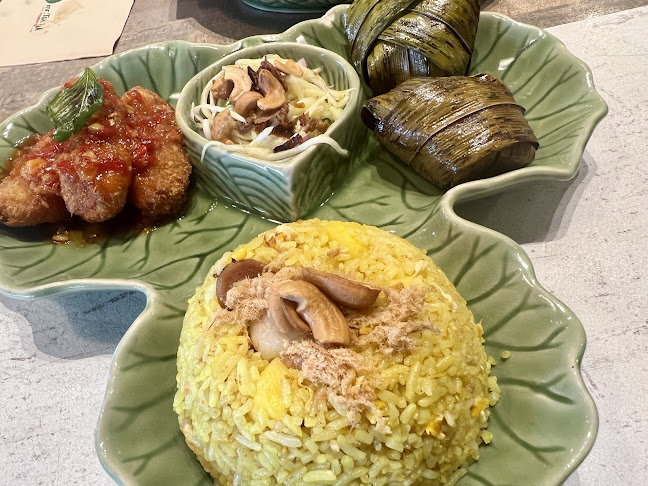 Mr. Tuk Tuk @ Starling Mall (Last call 9:30pm) - Gastronomi dan perhotelan