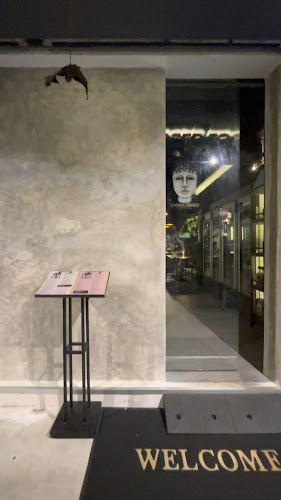 Comentarii opinii despre Undisclosed Location