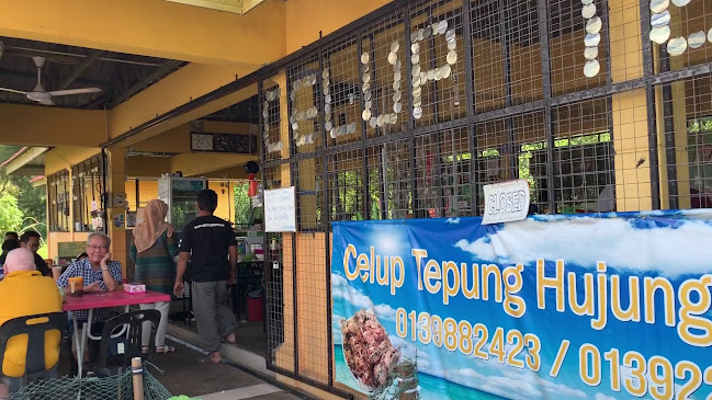 Opinii despre Medan Selera Hasil Laut Tanjung în Kuantan - Gastronomi dan perhotelan