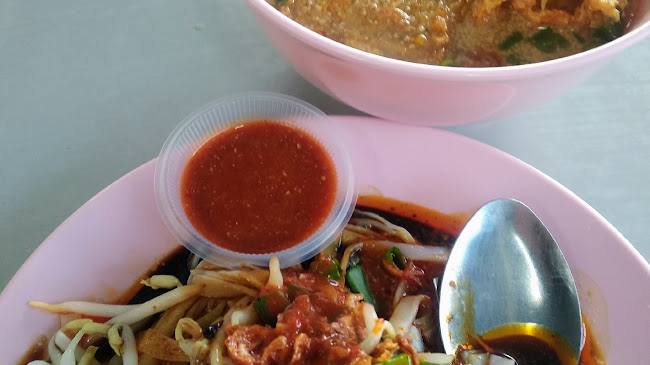 Mee Kari Meru - Gastronomi dan perhotelan