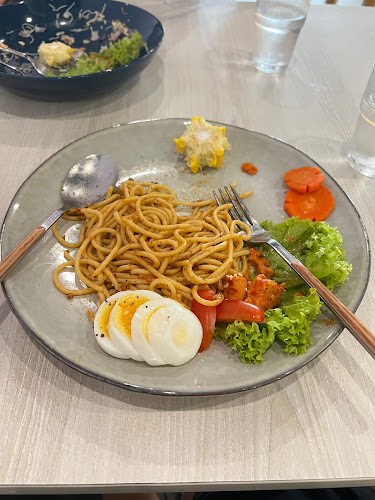 The Five 五色餐 - Gelang Patah