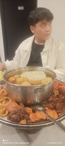 Kapten Steamboat and Grill - Gastronomi dan perhotelan